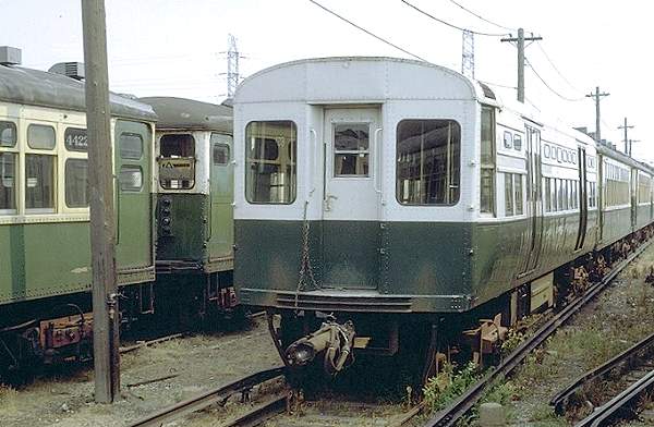 usr_m_chi+el_6000,4422_skokieshops_19710704_jt_0536.jpg
