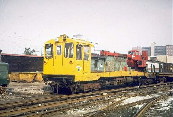 usr_m_chi+el_s332_lower63rdyard_19721004_stezab+jt_1058.jpg