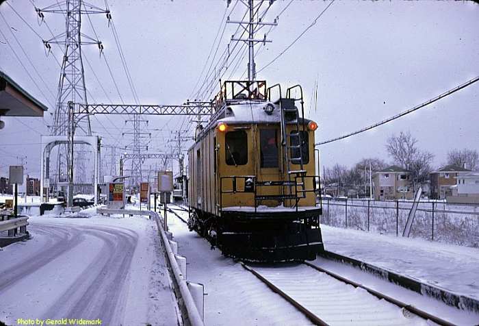 usr_m_chi+el_s606_dempster_gerwide_1275.jpg