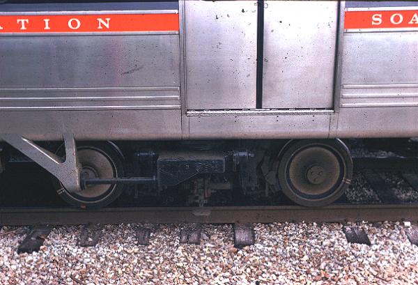usr_m_chi+el_soac_trucks+third+rail+paddle_daveme_0140.jpg