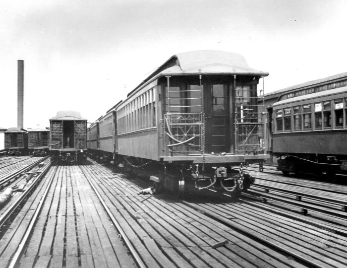 usr_m_chi+el_wood_south+side+rapid+transit_bv_1310.jpg