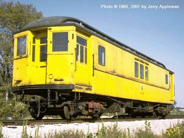 usr_m_chi+el_work's328_desplainesyard_19681012_t235_jerapp.jpg