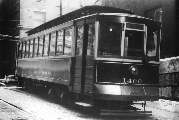 usr_m_chi+stcr_1466_vanburentunneleastportal_raybowlan_0171.jpg