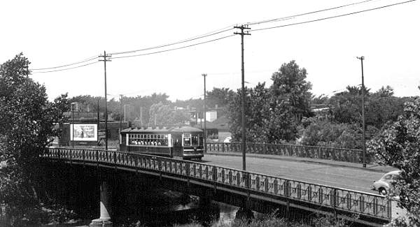 usr_m_chi+stcr_3286_montrose+rockwell_bv_0983.jpg