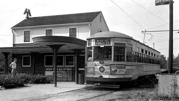 usr_m_cle_4010_brookparkshelter_1947_bv_bvc050.jpg