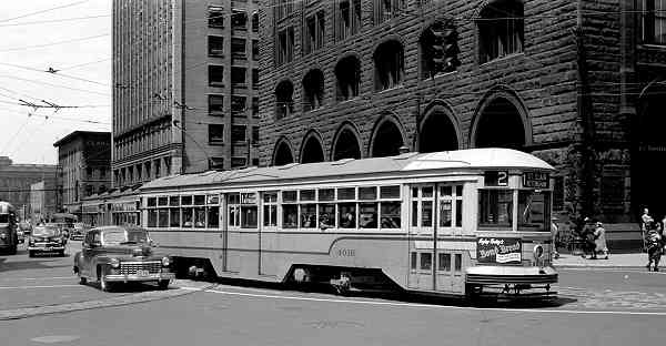 usr_m_cle_4016_publicsquare_1950_bv_bvc054.jpg
