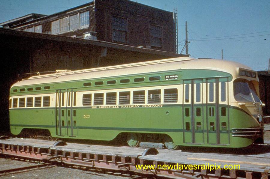 usr_m_cle_4273_harvard+shops_bv_cts060.jpg