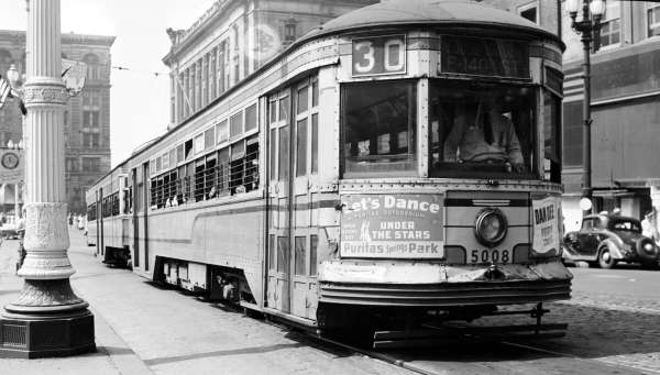 usr_m_cle_5008_publicsquare_194607_bv_bvc114.jpg
