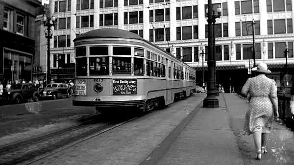 usr_m_cle_5017_publicsquare_bv_bvc087.jpg