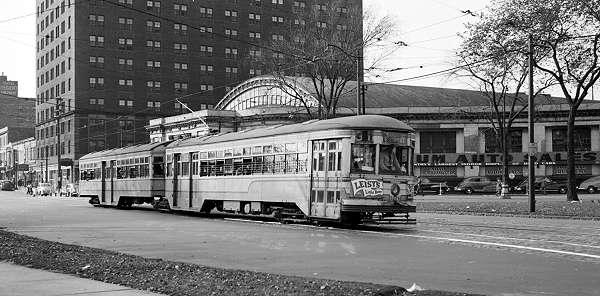 usr_m_cle_5026_universitycircle_19470814_bv_bvc116.jpg