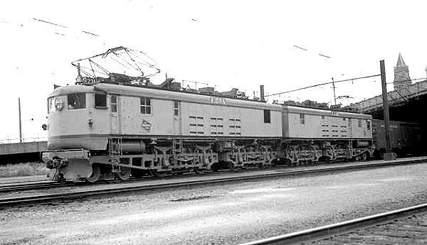 usr_m_cmstp_e22_southofseattleunionstation_jlhunt_milw079.jpg