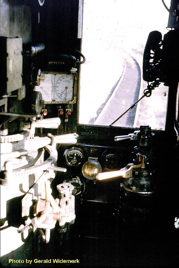 usr_m_cmstp_e36_engineercab_196509_gwide_milw124.jpg