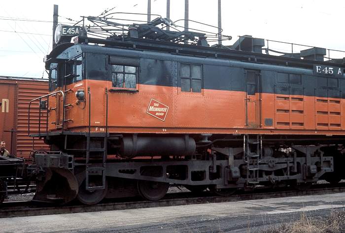 usr_m_cmstp_e45_resse_milw143.jpg
