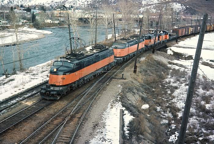 usr_m_cmstp_e72_missoula_resse_milw130.jpg