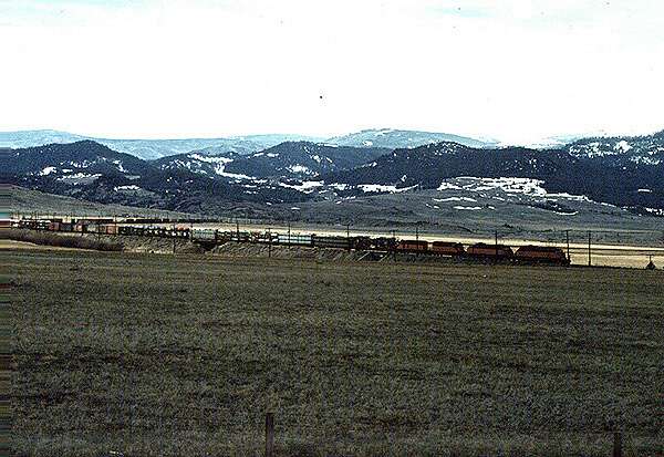 usr_m_cmstp_ef4_offpipestoneintobutte_kenharr_milw111.jpg