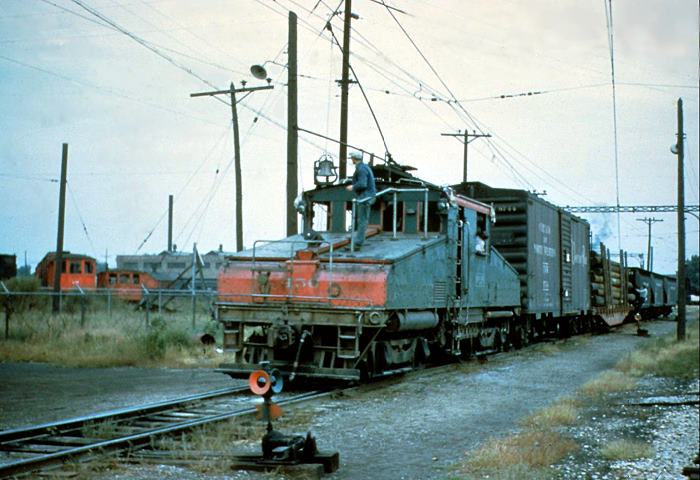 usr_m_cnsm_frt_456_chicagohardwarefoundry_dame_374.jpg