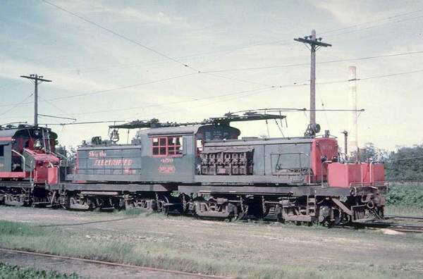 usr_m_cnsm_frt_459_northchicago_187.jpg