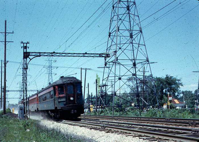 usr_m_cnsm_green_21_skokievalleyline_johndevore_418.jpg