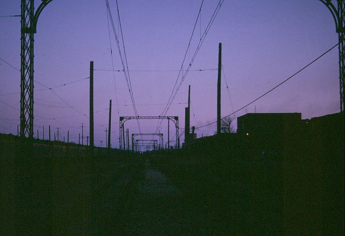 usr_m_cnsm_misc_lookingnorthtowardedisoncourt_bleff_344.jpg