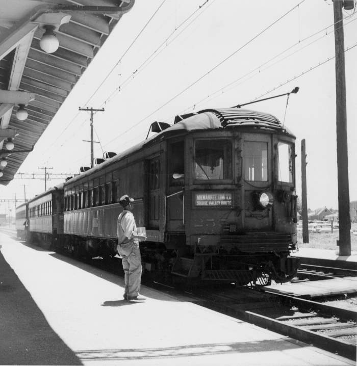 usr_m_cnsm_pass_253_dempsterstnb_1957_johndevore_419.jpg