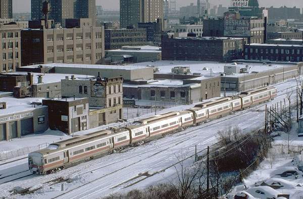 usr_m_condot_0002_e143rd_19830212_jt.jpg