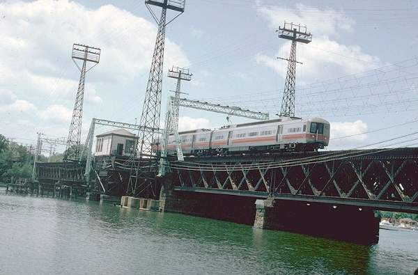 usr_m_condot_8730_coscob_19770621_jt.jpg
