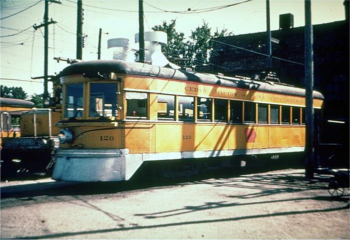 usr_m_crandic_120_cedarrapids_jt_05.jpg