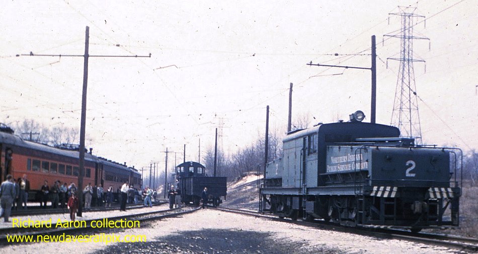 usr_m_csssb_css_fantrip0700seriesmotorpasscars_nipscolincolnavelead_19560507_riaar.jpg