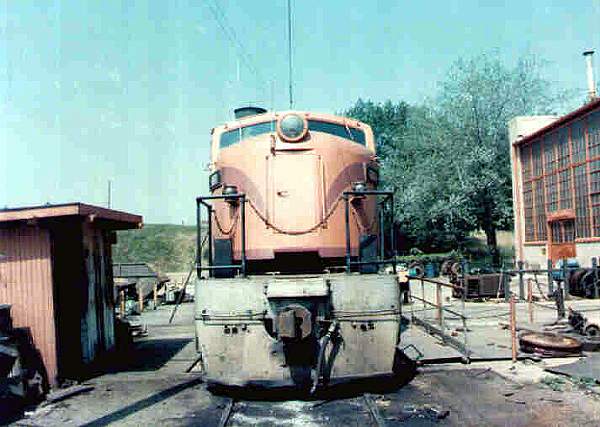 usr_m_csssb_motor_0801_michigancitynewshopstruckdroppit_lshap_ss245.jpg