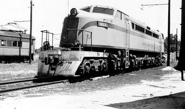 usr_m_csssb_motor_0803_michigancitynewshops_ss126.jpg