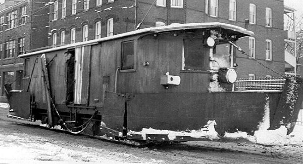 usr_m_ctco_nhav_work_0119_plow_newhaven_nhct190.jpg