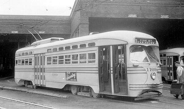 usr_m_cvg_1169_vinestcarhouse_csr46_bv.jpg