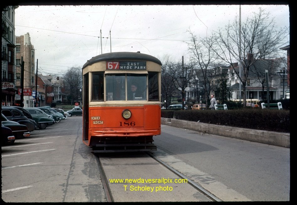 usr_m_cvg_186_eriebetweenedwardsandmichiganhydeparksq_tsch_0349.jpg