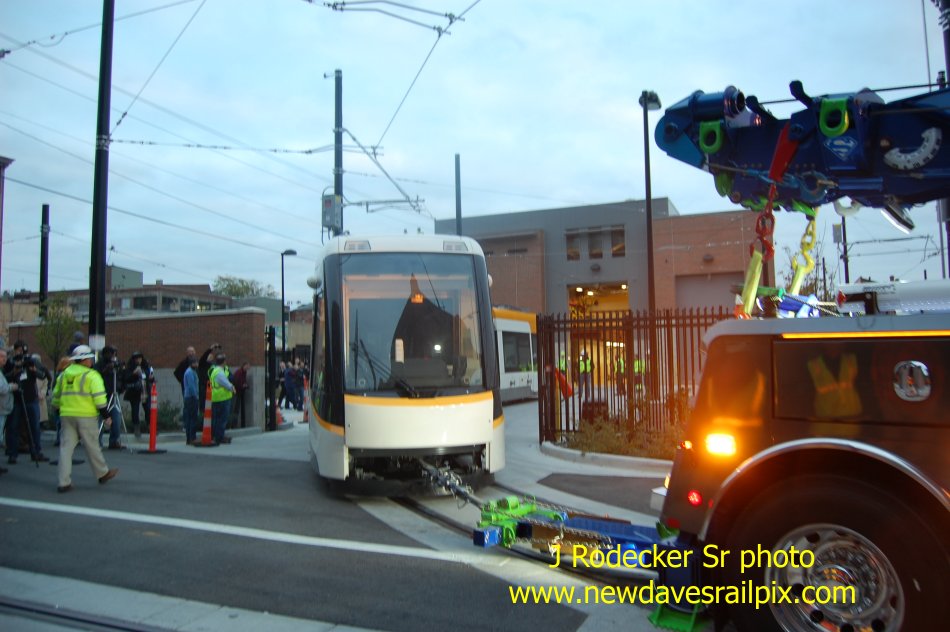 usr_m_cvg_caf_1175_beingpushedintothecarbarn_20151030_2697_jrod.jpg