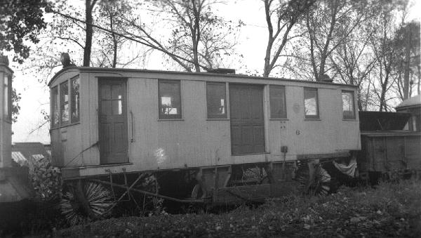 usr_m_cwt_work_06_suburbanbarn_rbefj_cwt154.jpg