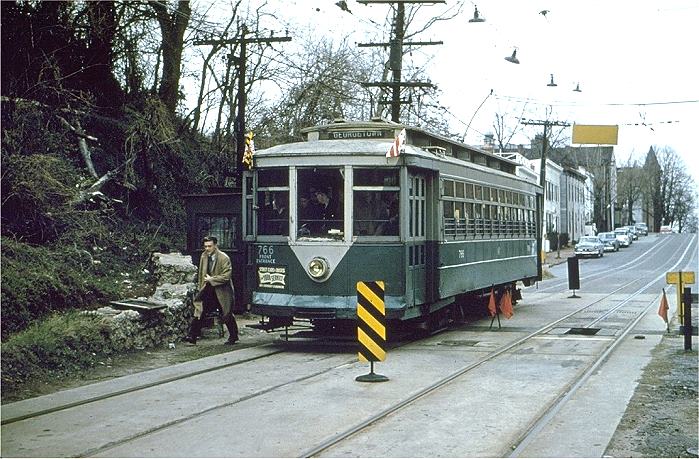 usr_m_dca_conv766dc_766_cabinjohnplowpit_jt_dct204.jpg