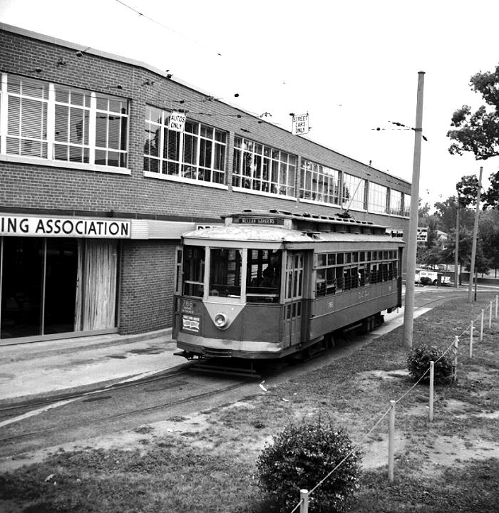 usr_m_dca_conv766dc_766_mcleangardensloop_bveh_ehd043.jpg