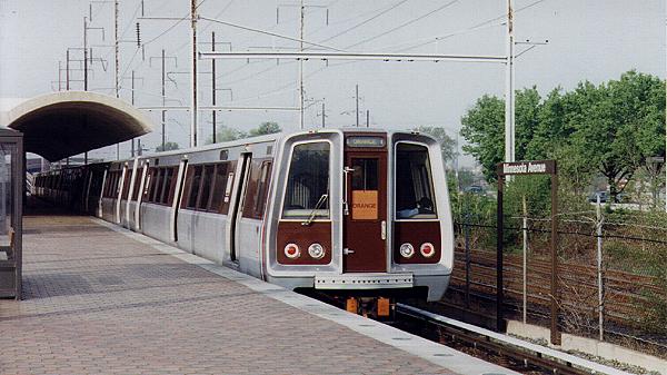 usr_m_dca_metro_orangeline_minnesotaave_dct083.jpg