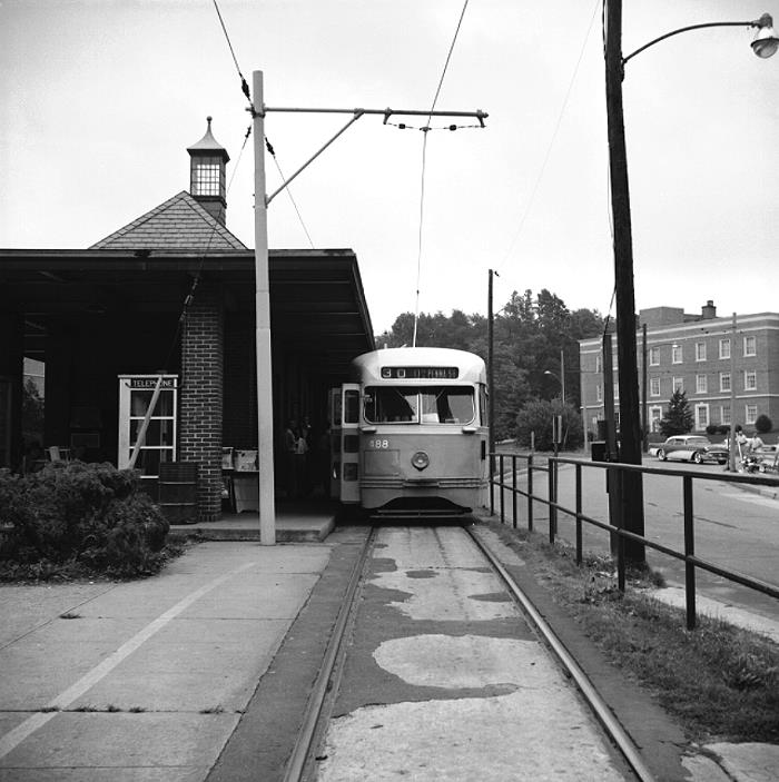 usr_m_dca_pcc_1488_friendshipheightsloop_bveh_ehd065.jpg