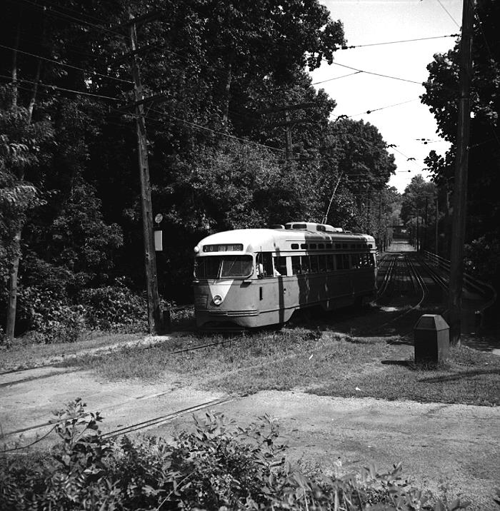 usr_m_dca_pcc_p042_cabinjohnbando_bveh_ehd063.jpg