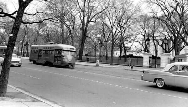 usr_m_dca_pcc_p046_pennsywhitehouse_bv_dct090.jpg