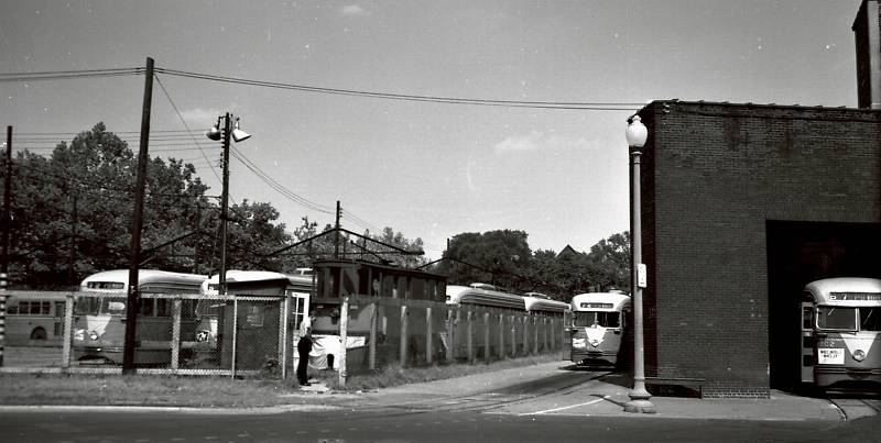 usr_m_dca_pcc_p082_maineavecarhouse_195308_sm_dct329.jpg
