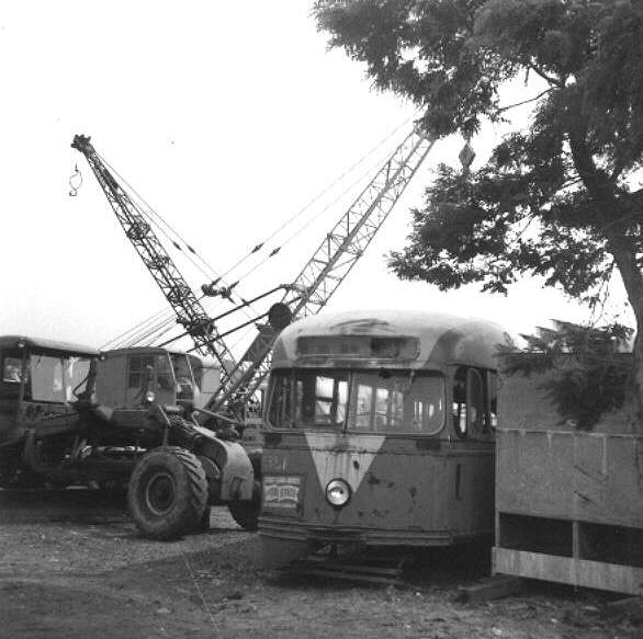 usr_m_dca_post_r1351_scrapping_rhkj_dct225.jpg