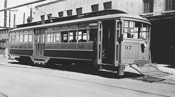 usr_m_den_097_southdivision_dt049_jh.jpg