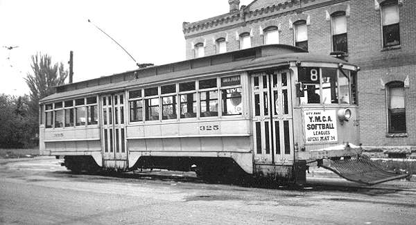 usr_m_den_325_evansmilwaukee_dt070_jh.jpg