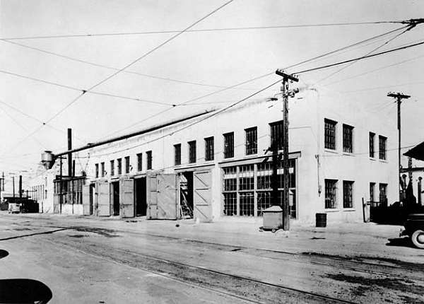 usr_m_den_misc_carhouse_southbroadway_1947_dt163_dpl.jpg