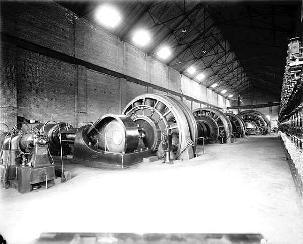 usr_m_den_misc_sub_14thplatte_interior_1904_dt192_dpl.jpg