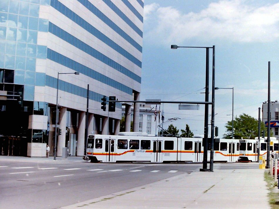 usr_m_den_rtd_004_weltonbroadway_20000721_bv.jpg