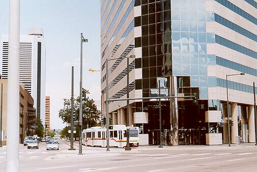 usr_m_den_rtd_008_19thweltonbroadway_20000720_bv_01.jpg