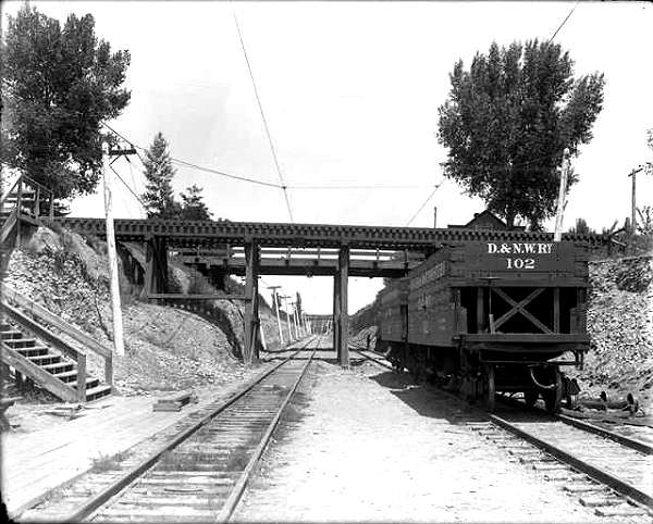 usr_m_den_work_102_125_arvada_1900_dt228_dpl.jpg